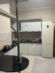 2-��������� �������� � 68 �² � 6/9 ����, �������� ������ ���� 5