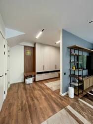 3-��������� �������� � 152.5 �² � 2/2 ����, ��� ��������, 2� �������� ���� 20