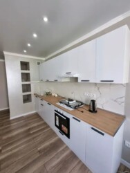 2-��������� �������� � 55.8 �² � 5/9 ����, �������� ������ 291/1 ���� 3