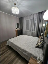 2-��������� �������� � 51 �² � 13/15 ����, ��������� 210 � �������-��������� ���� 8