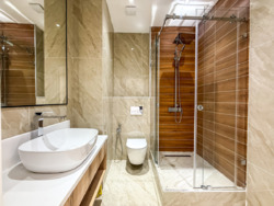 3-��������� �������� � 125.9 �² � 5/6 ����, ������� ������������� 71 ���� 15