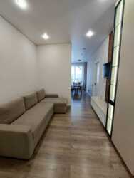 3-��������� �������� � 67.2 �² � 15/18 ����, ������ ������ 11 � ������ ������, 11 ���� ���� �� ���� 5