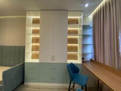 2-��������� �������� � 104 �² � 10/19 ����, ���� 164 �3 � ������������� ���� 4