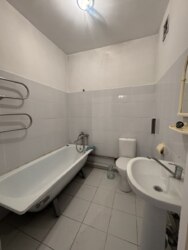 Продается квартира Алматы, Алатауский р-н, 13-й микрорайон, Мкр 13-й, 1 фото 4 Продается квартира Алматы, Алатауский р-н, 13-й микрорайон, Мкр 13-й, 1 фото 4