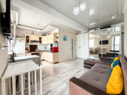 2-��������� �������� � 45.5 �² � 8/10 ����, ��� ������, �������� 4/13 ���� 5