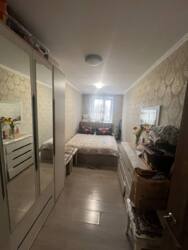 2-��������� ��������, 41 �², 4/4 ����, �������� 64� � �������� -�������� ���� 2