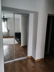 2-��������� �������� � 51 �² � 4/5 ����, ��� �����, ��������� 12 � � ��������� ������ ���� 5