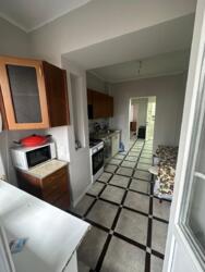 4-��������� �������� � 70 �² � 3/5 ����, ��� �����, ���������� 3 � ������ ���������� ���� 9