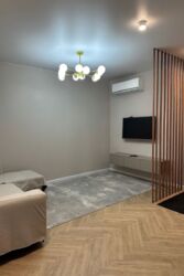 2-��������� �������� � 62 �² � 4/13 ����, ��������� 28 � ����������� ��������� ���� 13