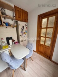 3-��������� �������� � 65 �² � 2/5 ����, �������� 7 � �������� ������ ���� 10