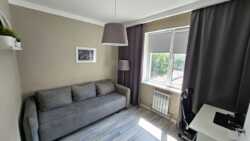 2-��������� �������� � 43.9 �² � 8/13 ����, ��������� 131 � ���������� ���� 11