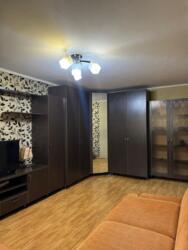 1-��������� �������� � 33 �², ��� ������-1 6 ���� 10