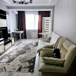 2-��������� �������� � 45 �² � 8/12 ����, �������� 85 ���� 2