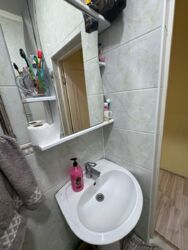 2-��������� �������� � 63.1 �² � 1/3 ����, ������������� 95 � ��������. ���� 14