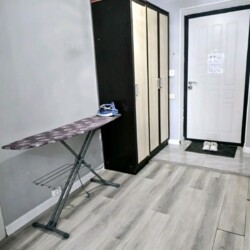 2-��������� �������� � 45 �² � 8/12 ����, �������� 85 ���� 7