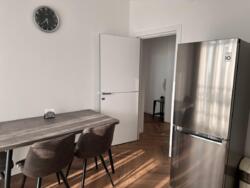 1-��������� �������� � 42.7 �² � 10/12 ����, ������ ����� 165 � ���� - ������ ����� ���� 9