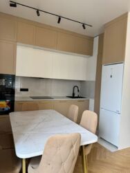 3-��������� �������� � 75 �² � 2/16 ����, ������ ������ 11 ���� 18