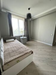 3-��������� �������� � 75 �² � 4/4 ����, ������ 73 � ������ ���� ��������� ������ ���� 8