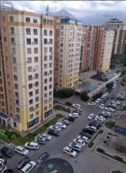 3-��������� �������� � 165 �² � 10/13 ����, ���-������ 101 � ���� ��������� ���� 11