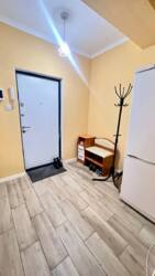 2-��������� �������� � 43 �² � 8/10 ����, ��������� 481/1 � ����� ���� 13