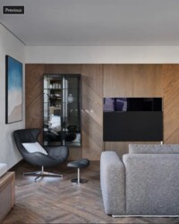 3-��������� �������� � 90 �² � 8/18 ����, ���-������ 41/6 � ���� 5 ���� 4