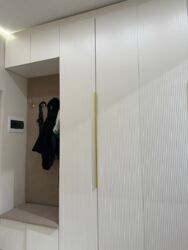 2-��������� �������� � 78.1 �² � 11/16 ����, ������ ������ 11 ���� 17