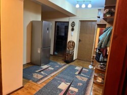 4-��������� �������� � 95.8 �² � 6/9 ����, ��� ������-1 40 ���� 8