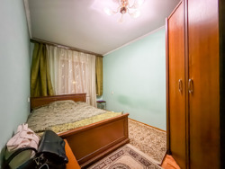 4-��������� �������� � 74.2 �² � 3/4 ����, ���-������ ������� 110/19 ���� 8