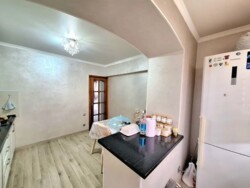 4-��������� �������� � 85.9 �² � 5/6 ����, �������� 154 ���� 23