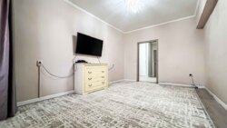 3-��������� ��������, 64 �², 6/9 ����, ��� �����-2 � �����-��������� ���� 8