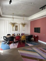 3-��������� �������� � 190 �² � 1/4 ����, ����������� 55 ���� 10