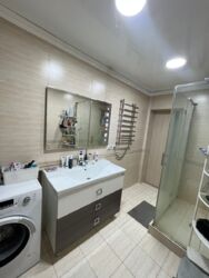 3-��������� �������� � 75 �² � 4/4 ����, ������ 73 � ������ ���� ��������� ������ ���� 18