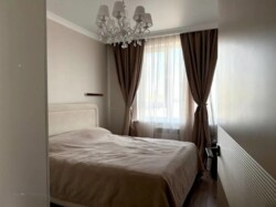 2-��������� �������� � 45 �² � 4/6 ����, ���������� 196/17 ���� 1