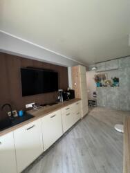 2-��������� �������� � 57.8 �² � 3/4 ����, �������� 16 ���� 19