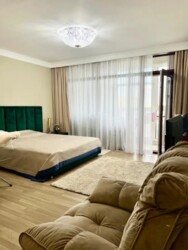 3-��������� �������� � 115 �² � 7/21 ����, �������� 4 ���� 2