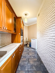 3-��������� �������� � 135 �² � 14/15 ����, ������ 128 ���� 14