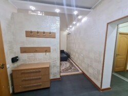 2-��������� �������� � 57.1 �² � 5/9 ����, ������� 211 ���� 3