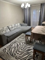 3-��������� �������� � 61 �² � 2/4 ����, ��������� 37 � ����������� ���� 3