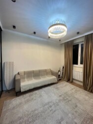 1-��������� �������� � 39 �² � 5/12 ����, �������� 90/72 � ���������� ���� 9