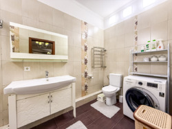 3-��������� �������� � 135 �² � 14/15 ����, ������ 128 ���� 22