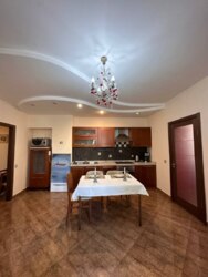 2-��������� �������� � 60 �² � 2/16 ����, ���-������ 53 � ������� ���� 1