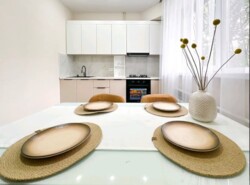 2-��������� �������� � 50 �² � 4/5 ����, ������� 3/1 � ���� �������� - ����� ���� 3