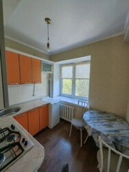 1-��������� �������� � 32 �² � 5/5 ����, ������ 15/1 � ������/�������� ���� 3