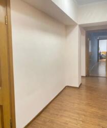 4-��������� �������� � 120 �² � 7/12 ����, ������ 44 ���� 19