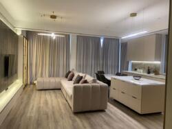 2-��������� �������� � 104 �² � 10/19 ����, ���� 164 �3 � ������������� ���� 20