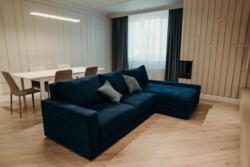 3-��������� �������� � 141 �² � 8/12 ����, ���������� 223 � ���������� - �����-��������� (���������) ���� 8