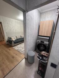 3-��������� �������� � 58 �² � 2/4 ����, ��������� 32 � ��. ���������, ��. ��. ��������� ���� 16