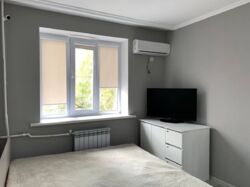 2-��������� �������� � 39.6 �² � 4/4 ����, ������ 62 � ���������� ���� 11