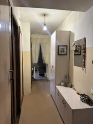 2-��������� �������� � 48.6 �² � 4/5 ����, ��� �����, ��������� � ��������� ������ ���� 8