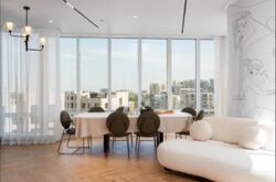 3-��������� �������� � 139.2 �² � 11/22 ����, ���-������ 77/2 ���� 8